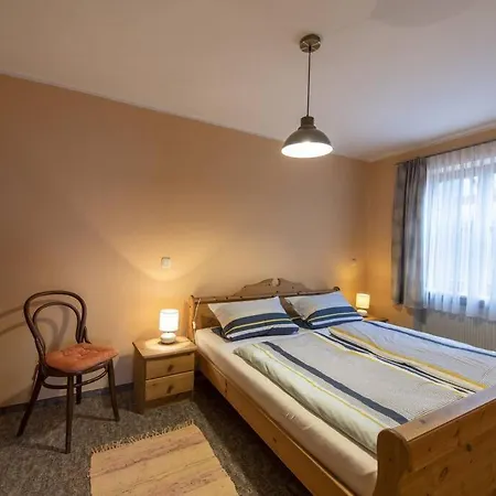 Cosy With Terrace Διαμέρισμα *